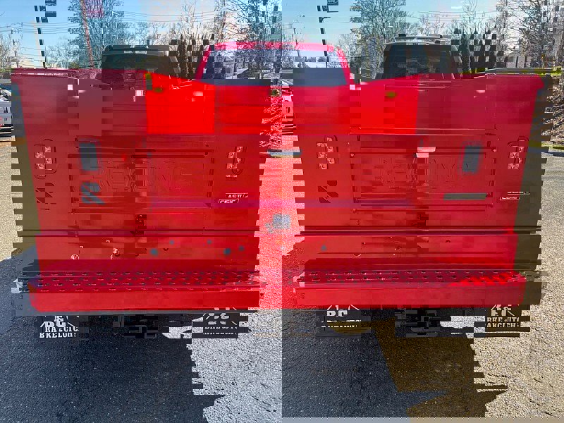 New 2025 Ford F550 4x4 SuperCab Super Duty w/ XLT Value Package image 8