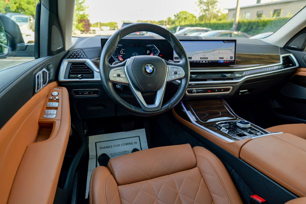 Used 2024 BMW X7 xDrive40i w/ Executive Package AWD/4WD image 42