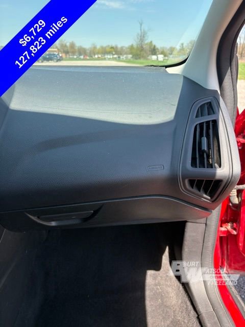 Used 2017 Ford Focus SE FWD image 30