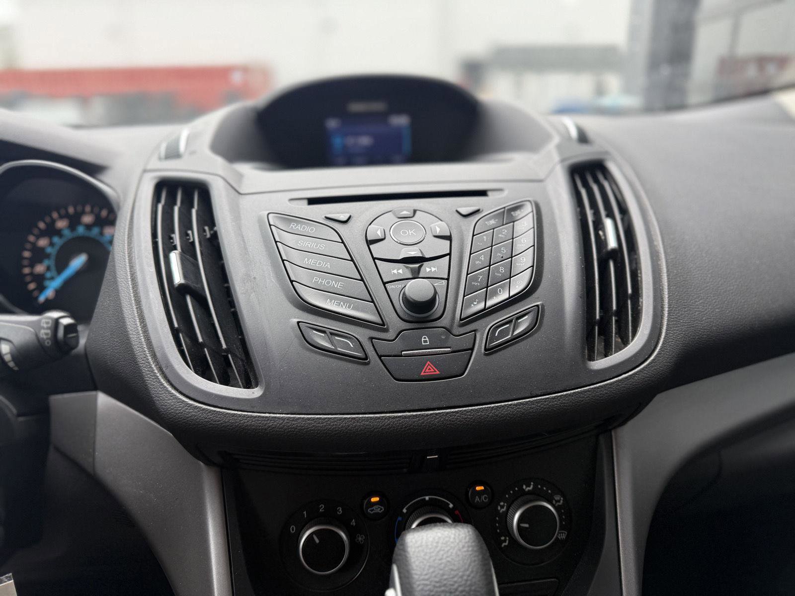 Used 2014 Ford Escape SE image 11