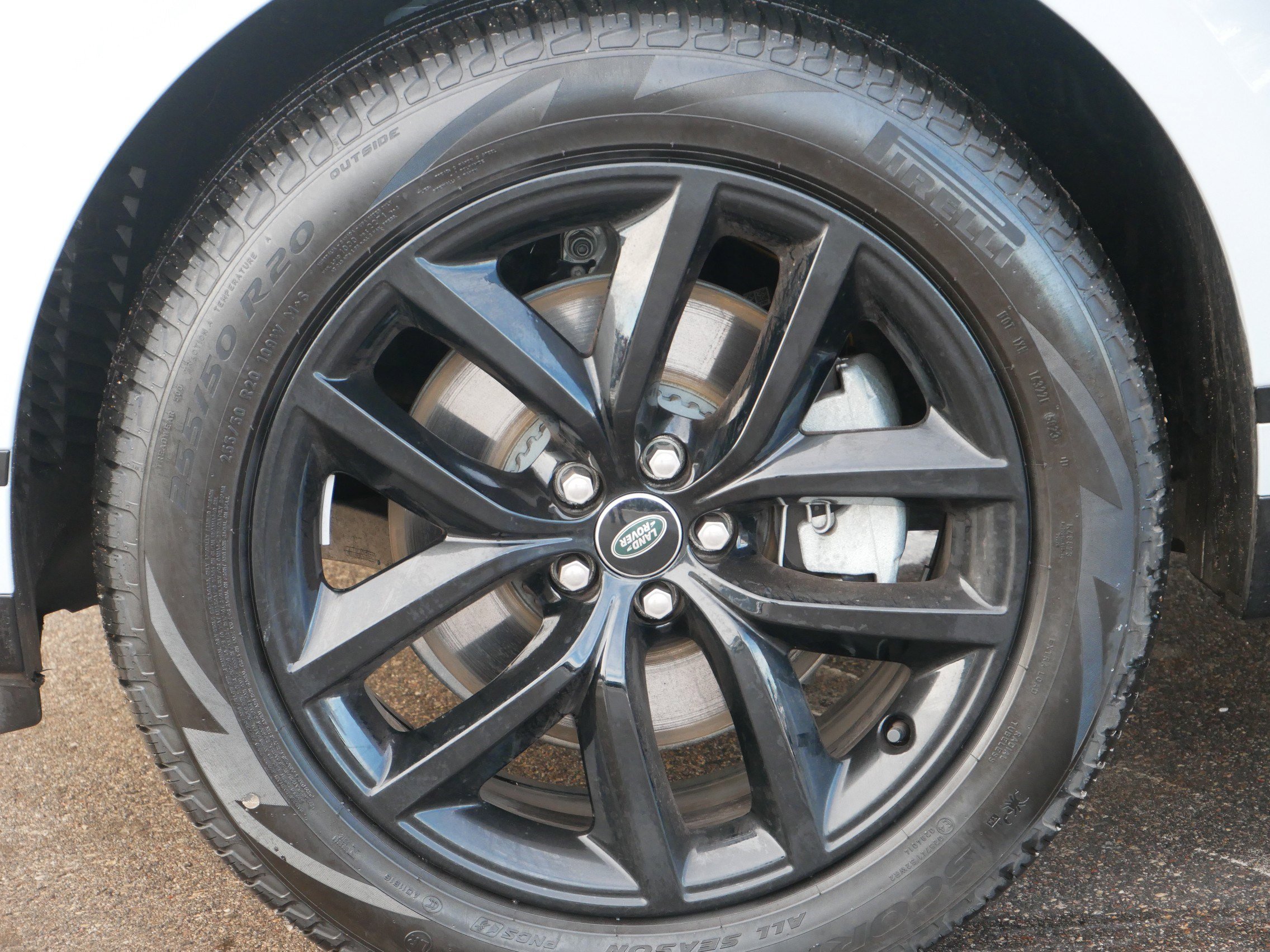 Used 2025 Land Rover Range Rover Velar Dynamic SE image 10