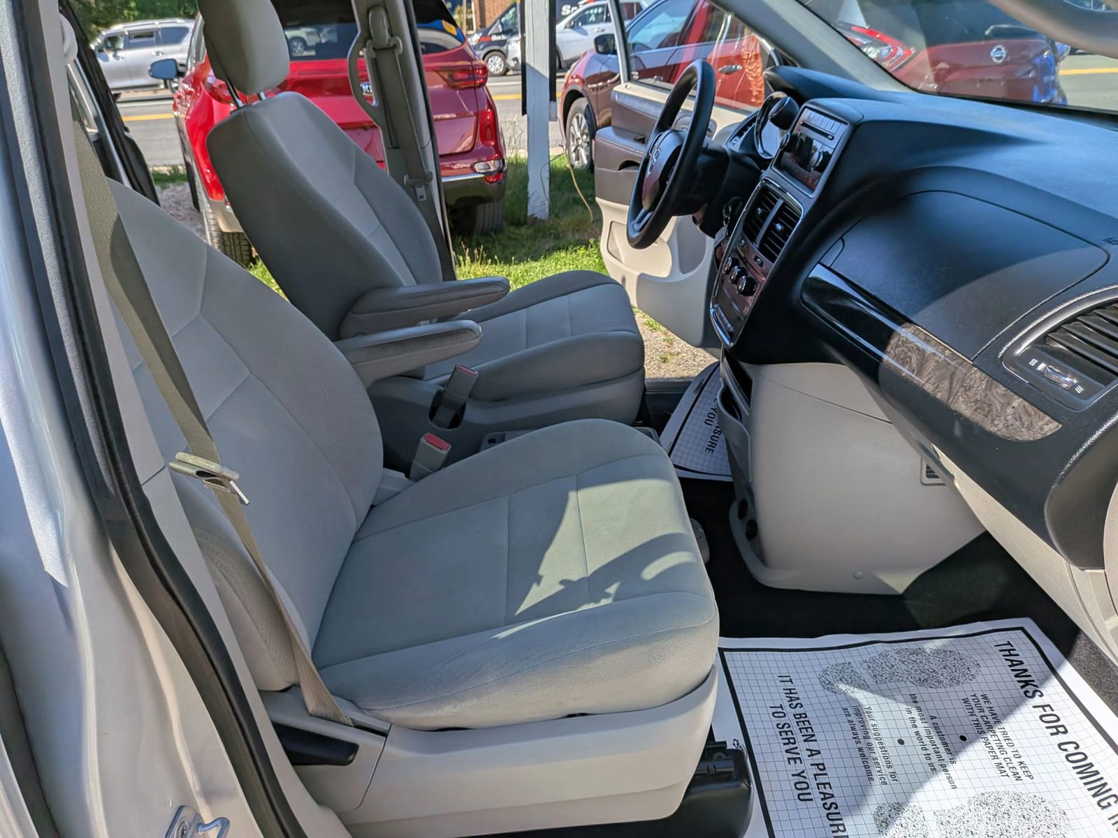Used 2012 Dodge Grand Caravan SE FWD image 39