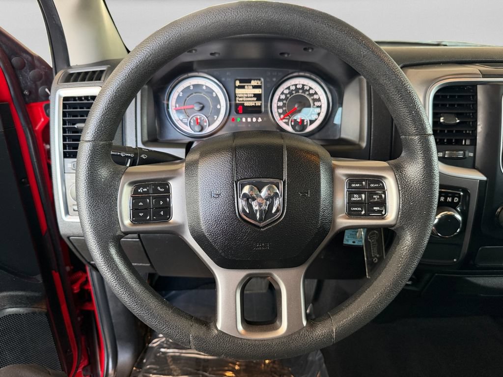 Used 2022 RAM 1500 Classic SLT RWD image 12