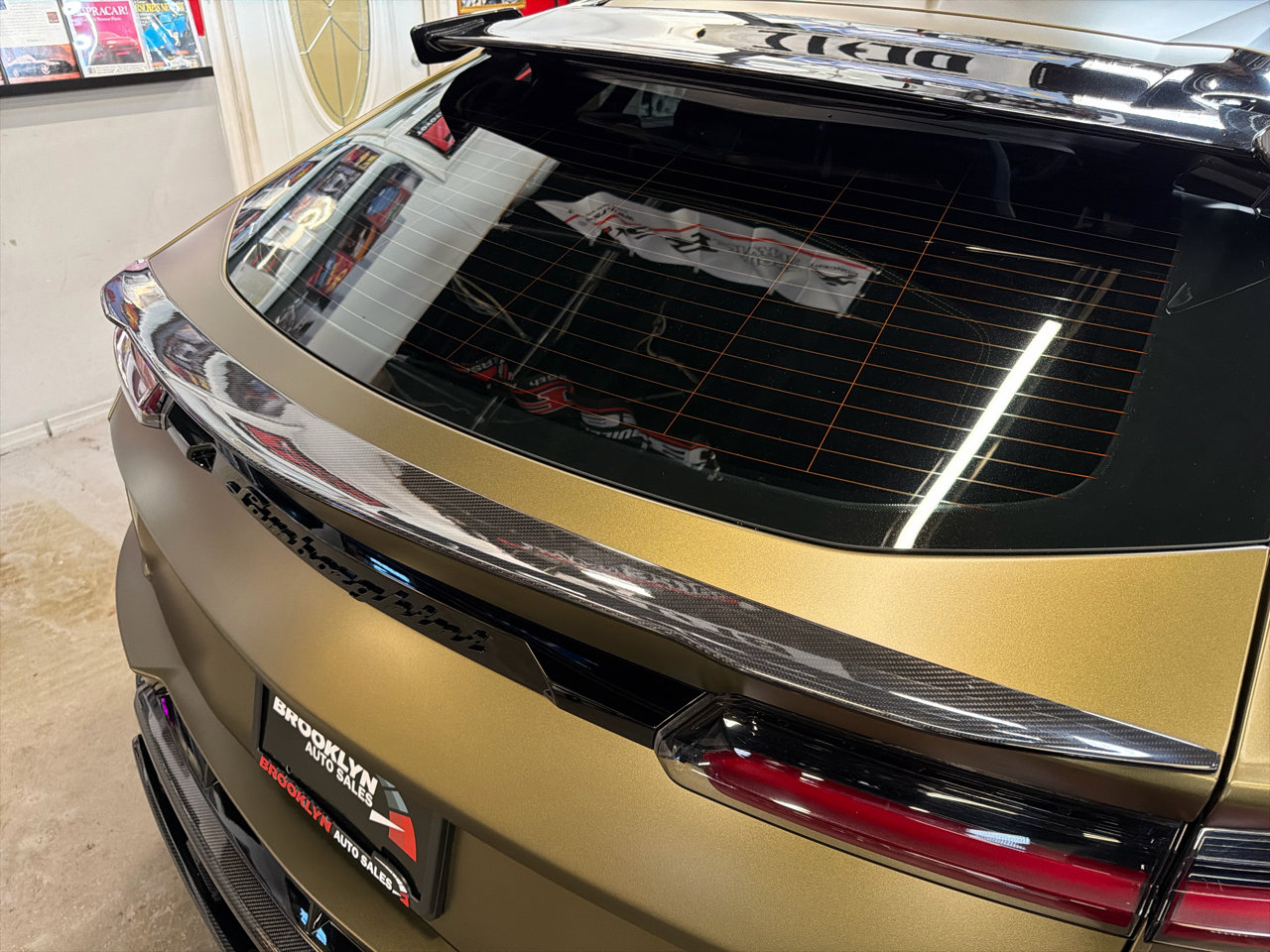 Used 2024 Lamborghini Urus Performante image 15