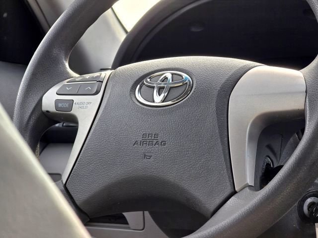 Used 2011 Toyota Camry LE image 13