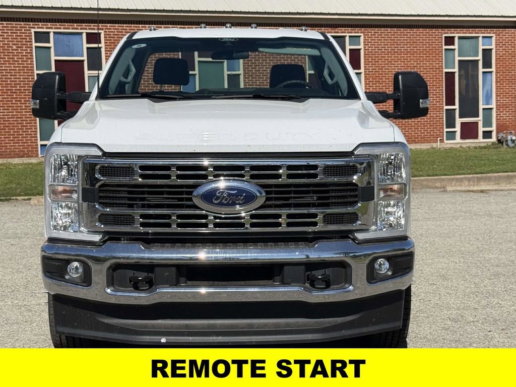 New 2026 Ford F350 XL w/ XL Chrome Package image 3
