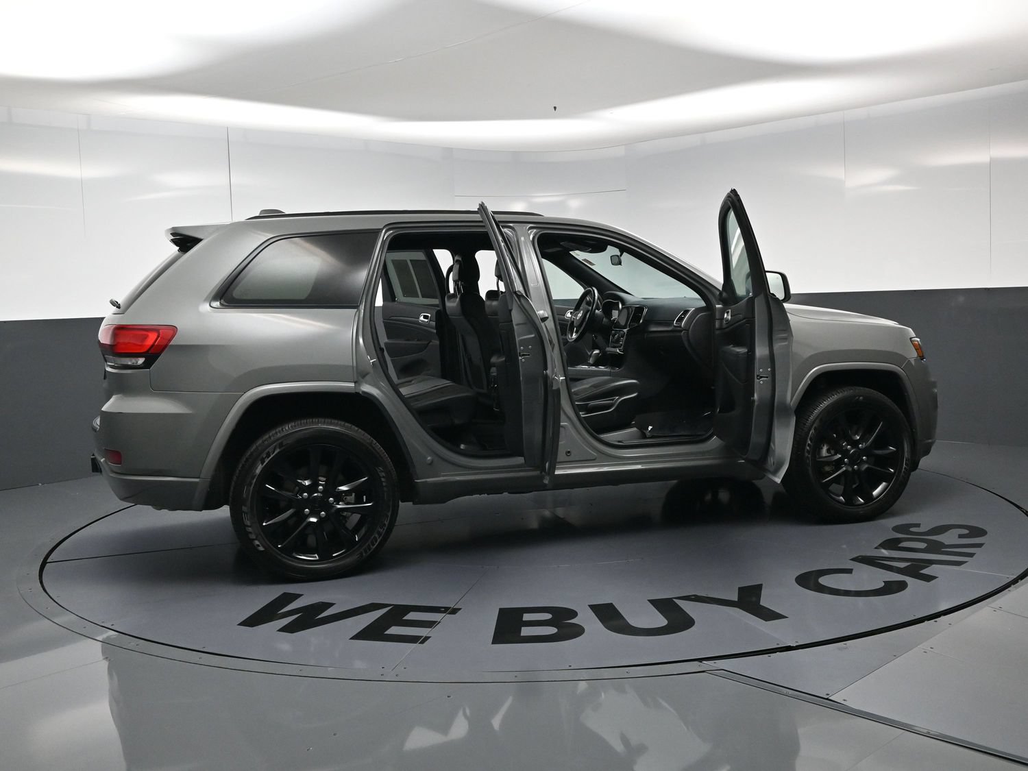 Used 2021 Jeep Grand Cherokee Laredo X AWD/4WD image 27