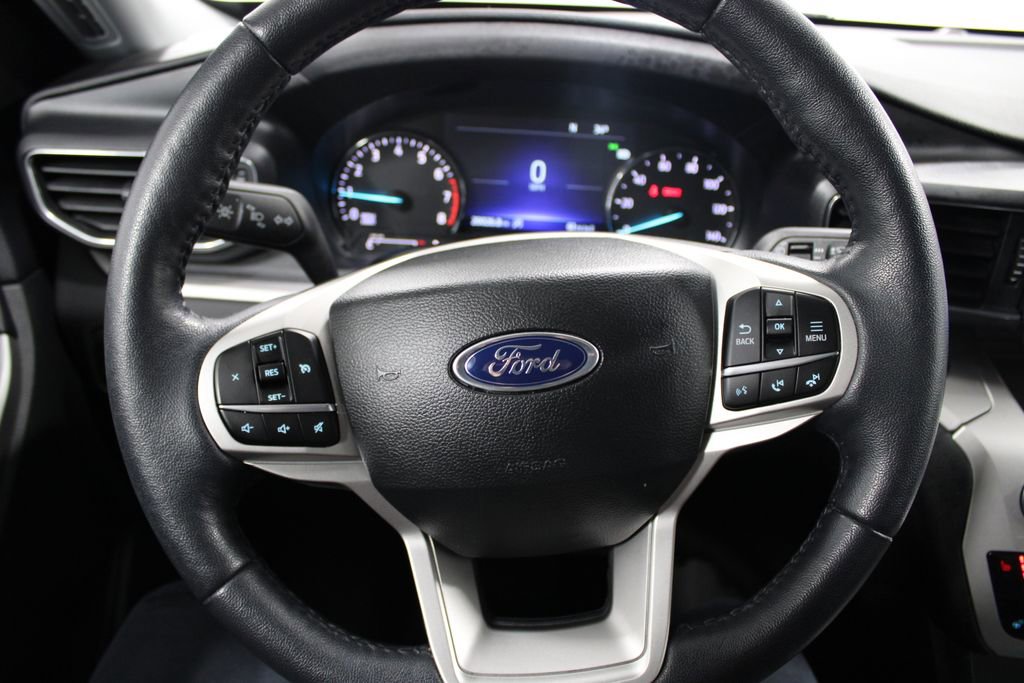 Used 2023 Ford Explorer XLT w/ Equipment Group 202A image 36