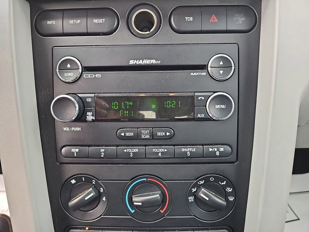 Used 2008 Ford Mustang GT Premium image 24