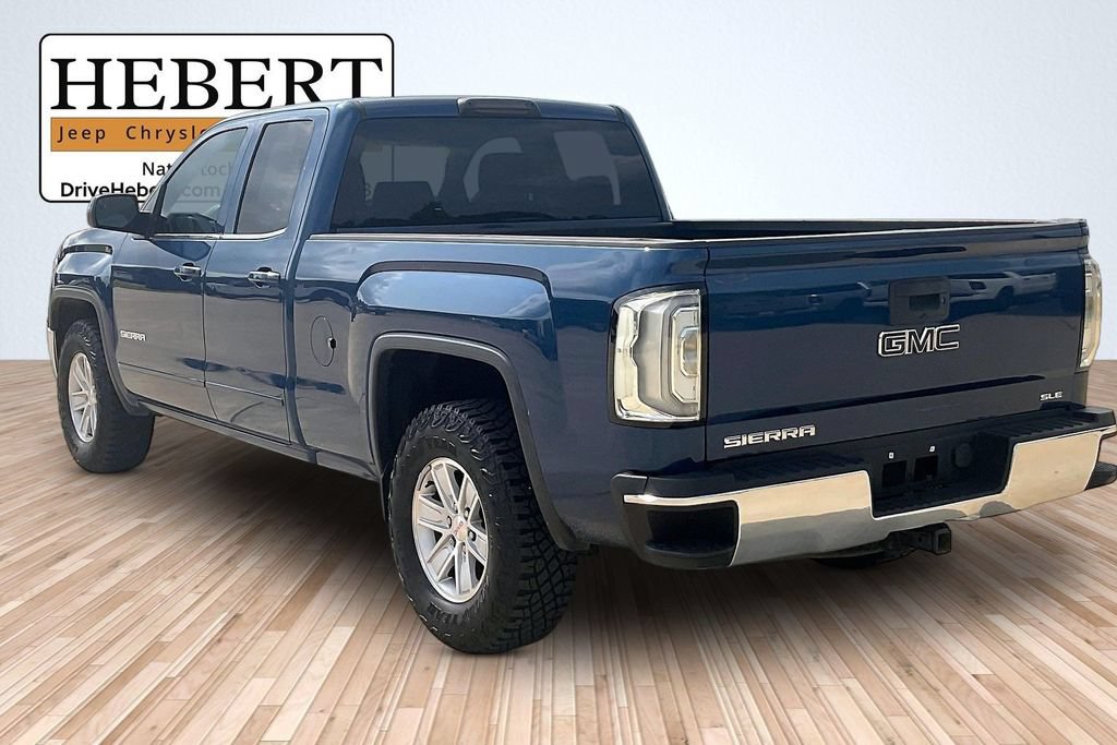 Used 2015 GMC Sierra 1500 SLE w/ SLE Value Package RWD image 9