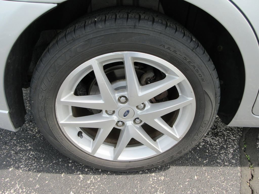 Used 2012 Ford Fusion SEL image 9