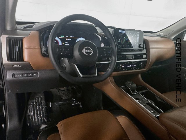 Certified 2024 Nissan Pathfinder Platinum w/ Cargo Package FWD image 11