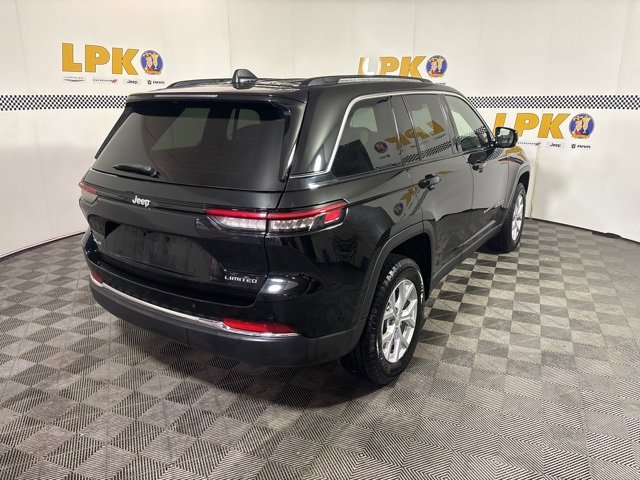 Used 2023 Jeep Grand Cherokee Limited image 5
