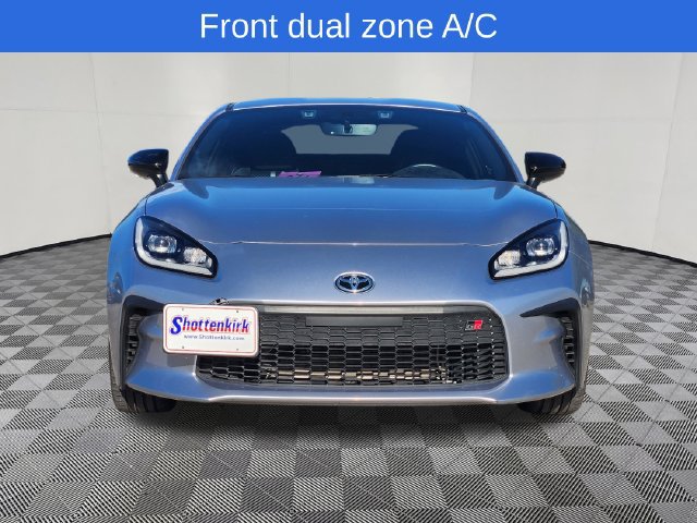 Used 2023 Toyota GR86 Premium w/ ALL Weather Mat Package (TMS) RWD image 2