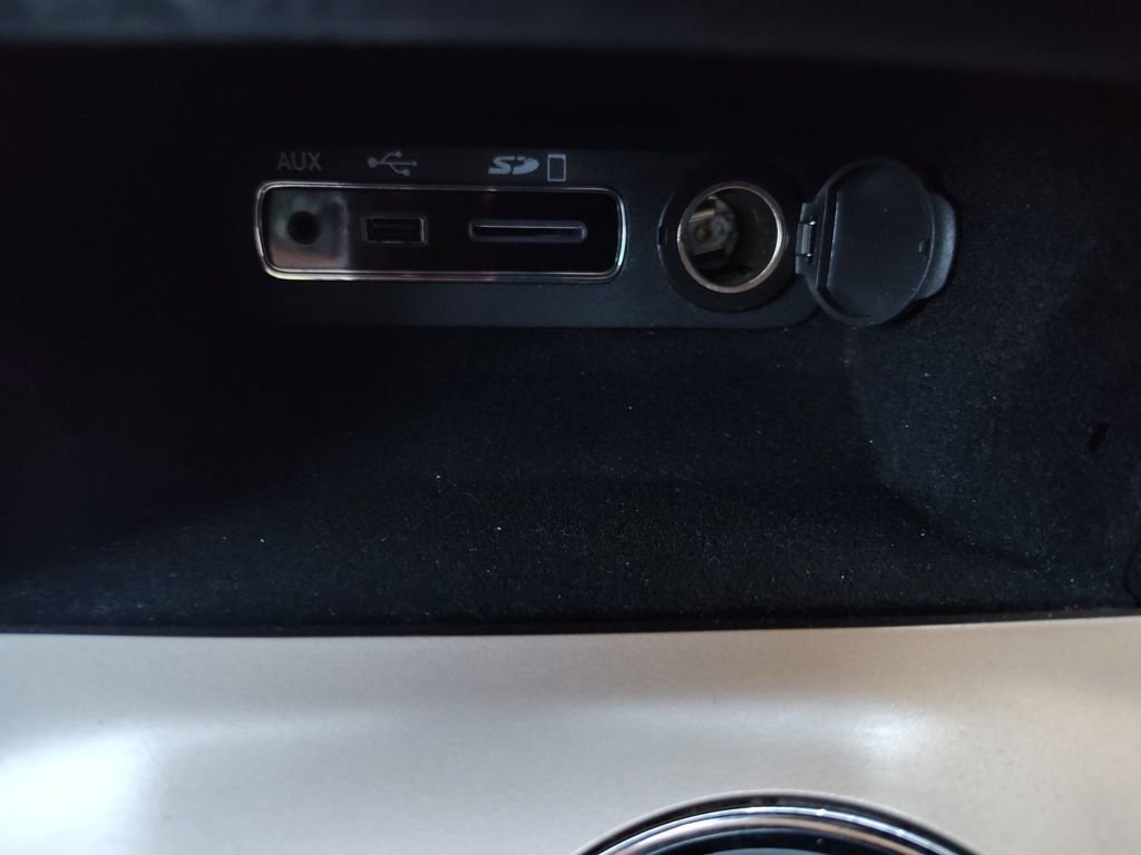 Used 2015 Jeep Grand Cherokee Altitude image 5