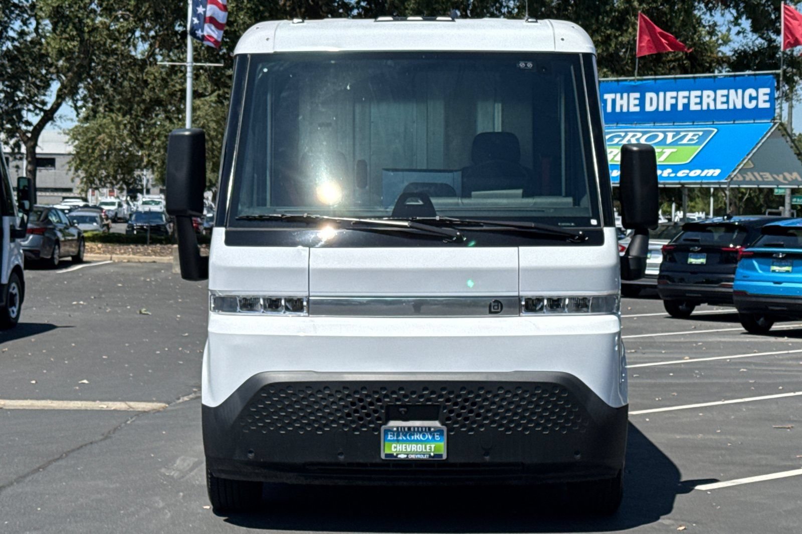 Used 2023 Chevrolet Brightdrop 600 w/ Active Safety Package 2 AWD/4WD image 8