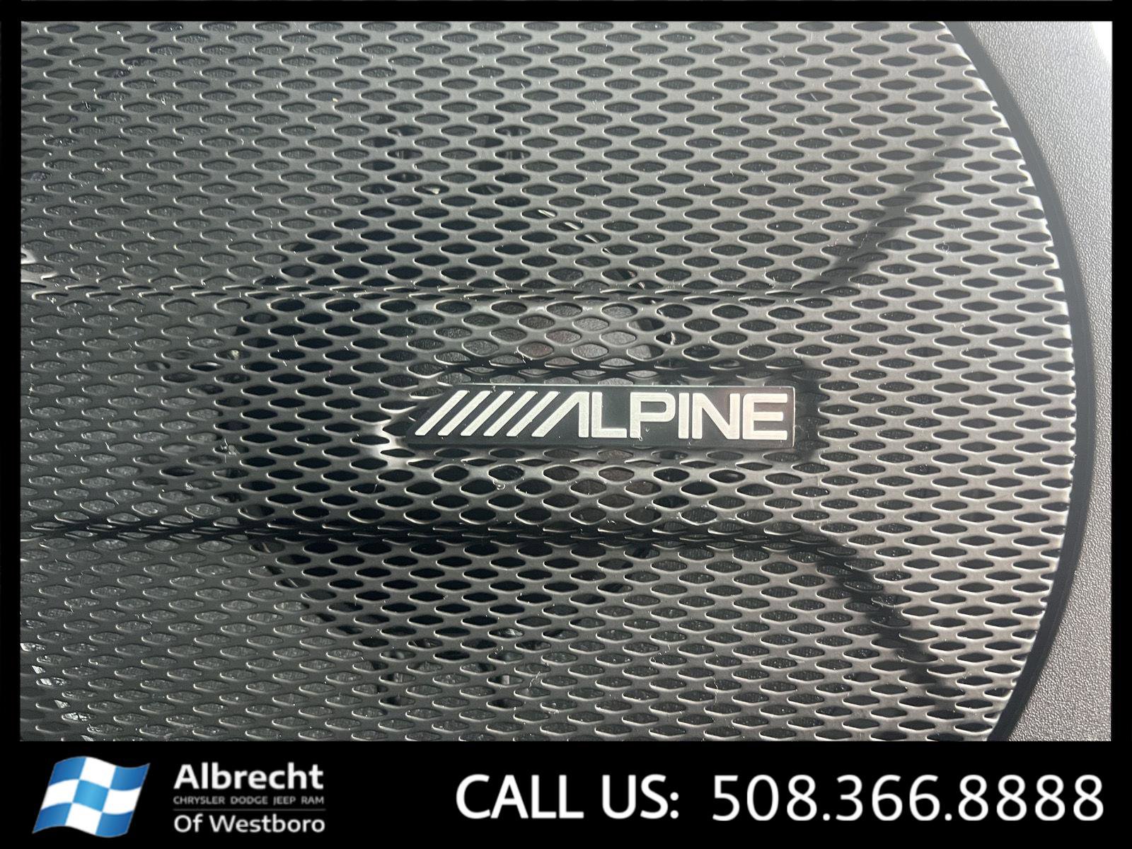 Used 2022 Jeep Wrangler Unlimited Rubicon w/ Cold Weather Group image 17