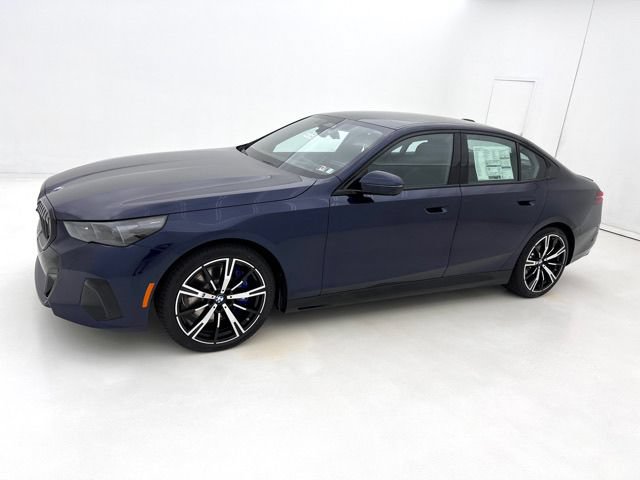 New 2027 BMW 540i xDrive w/ Executive Package AWD/4WD image 2