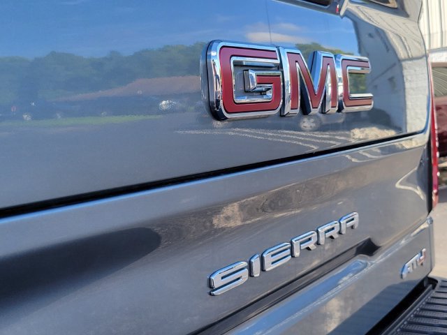 Used 2019 GMC Sierra 1500 AT4 w/ AT4 Premium Package AWD/4WD image 31