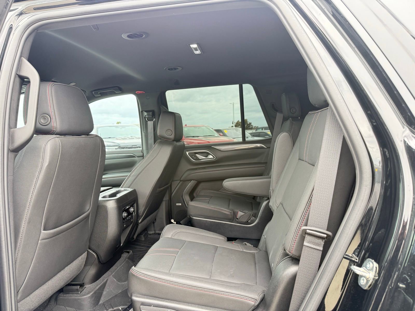 Used 2023 Chevrolet Tahoe RST w/ Luxury Package RWD image 6