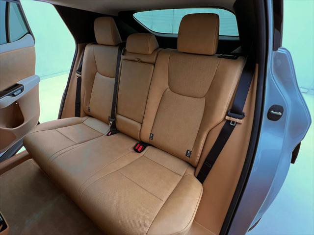 Certified 2026 Lexus RZ 450e AWD w/ Technology Package image 16
