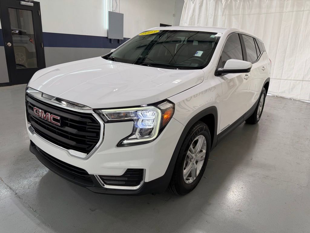 Used 2023 GMC Terrain SLE FWD image 36