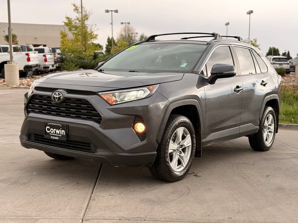 Used 2021 Toyota RAV4 XLE w/ Convenience Package AWD/4WD image 3