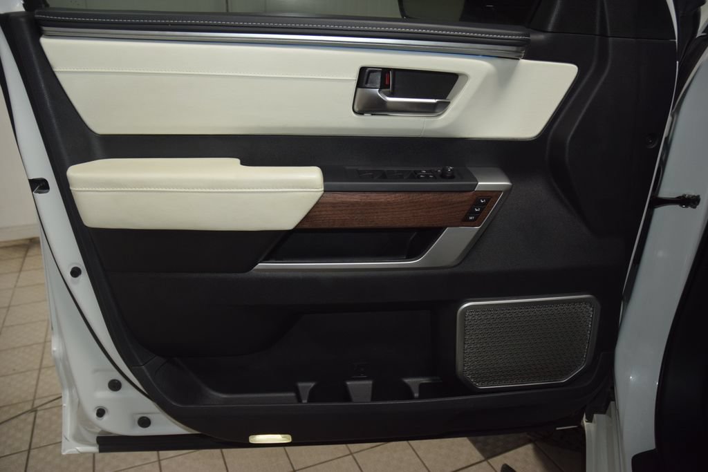 Used 2022 Toyota Tundra Capstone AWD/4WD image 46