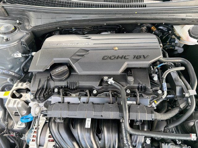 Certified 2026 Hyundai Elantra Sport FWD image 30
