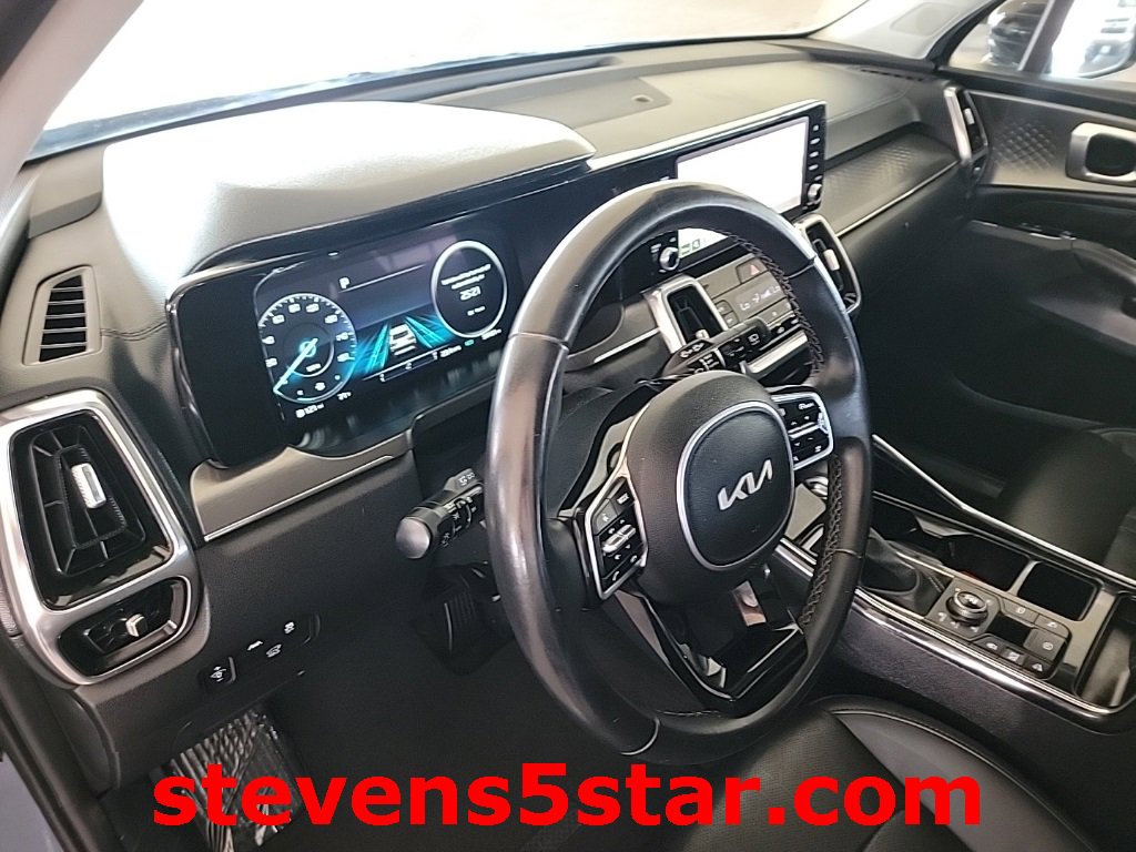 Used 2023 Kia Sorento SX image 15