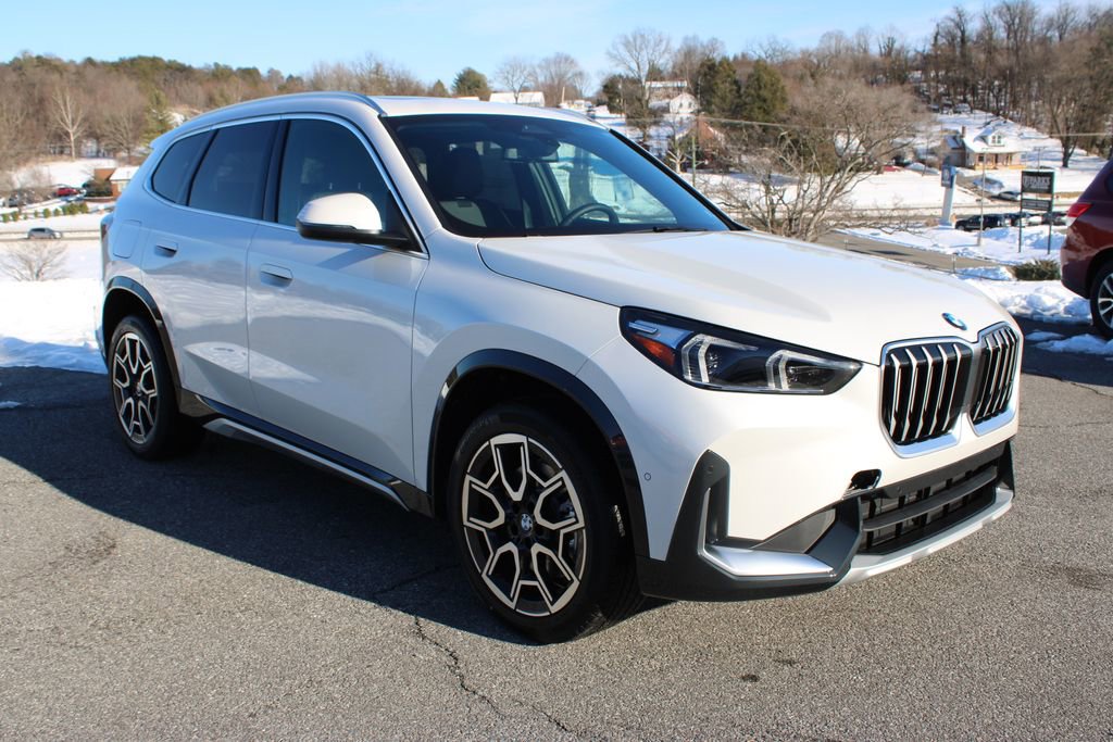 New 2026 BMW X1 xDrive28i image 2