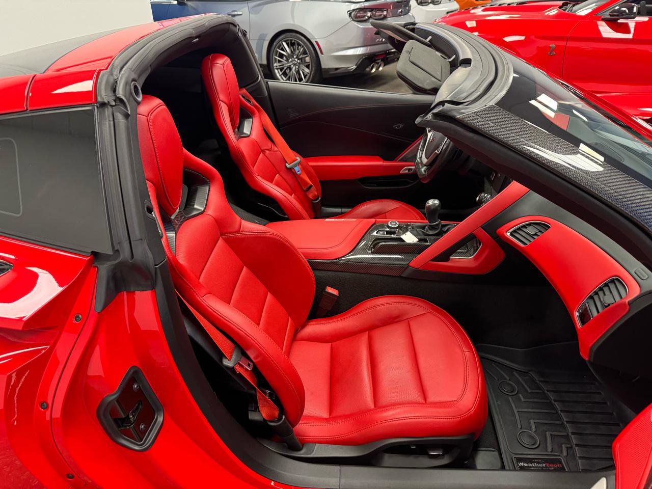 Used 2019 Chevrolet Corvette Z06 RWD image 17