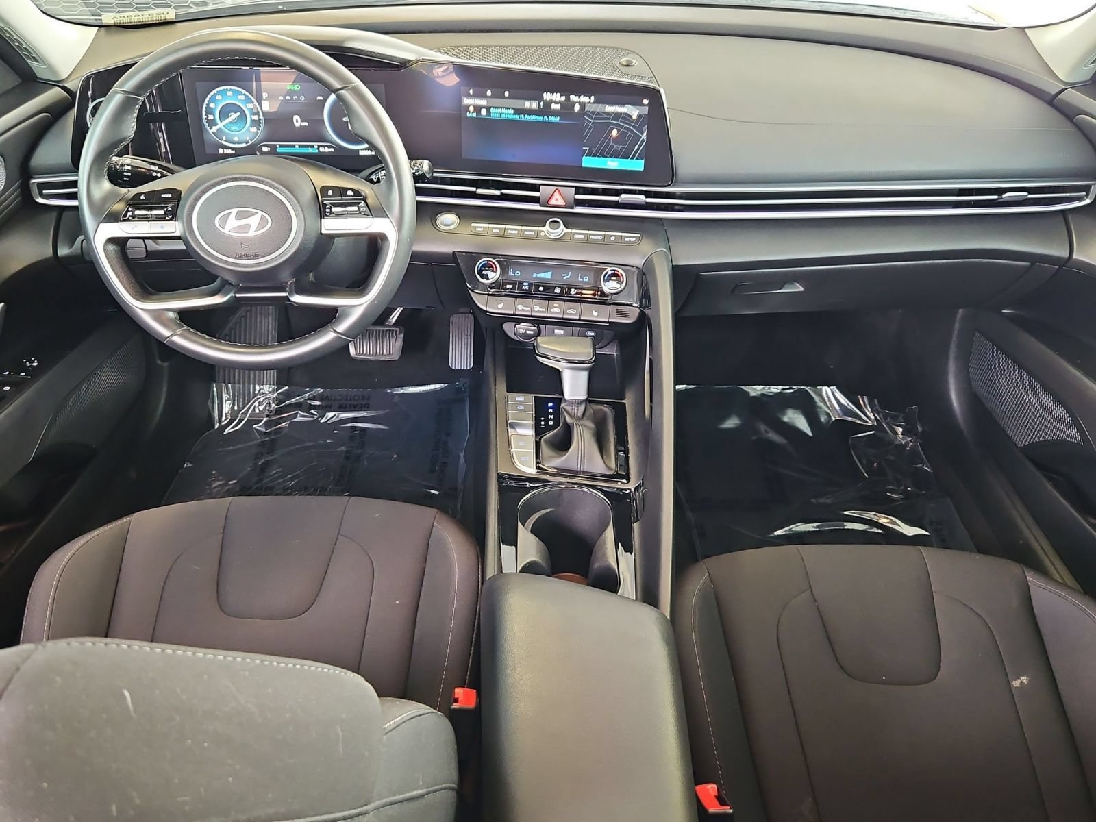 Used 2024 Hyundai Elantra SEL w/ Convenience Package FWD image 25