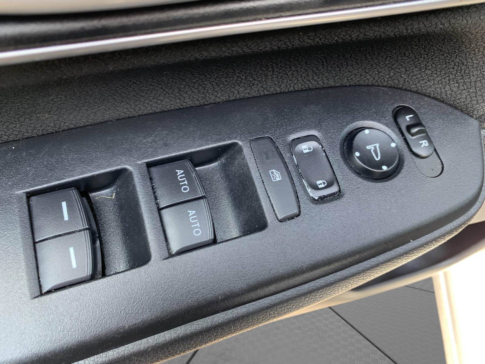 Used 2020 Honda CR-V EX image 12