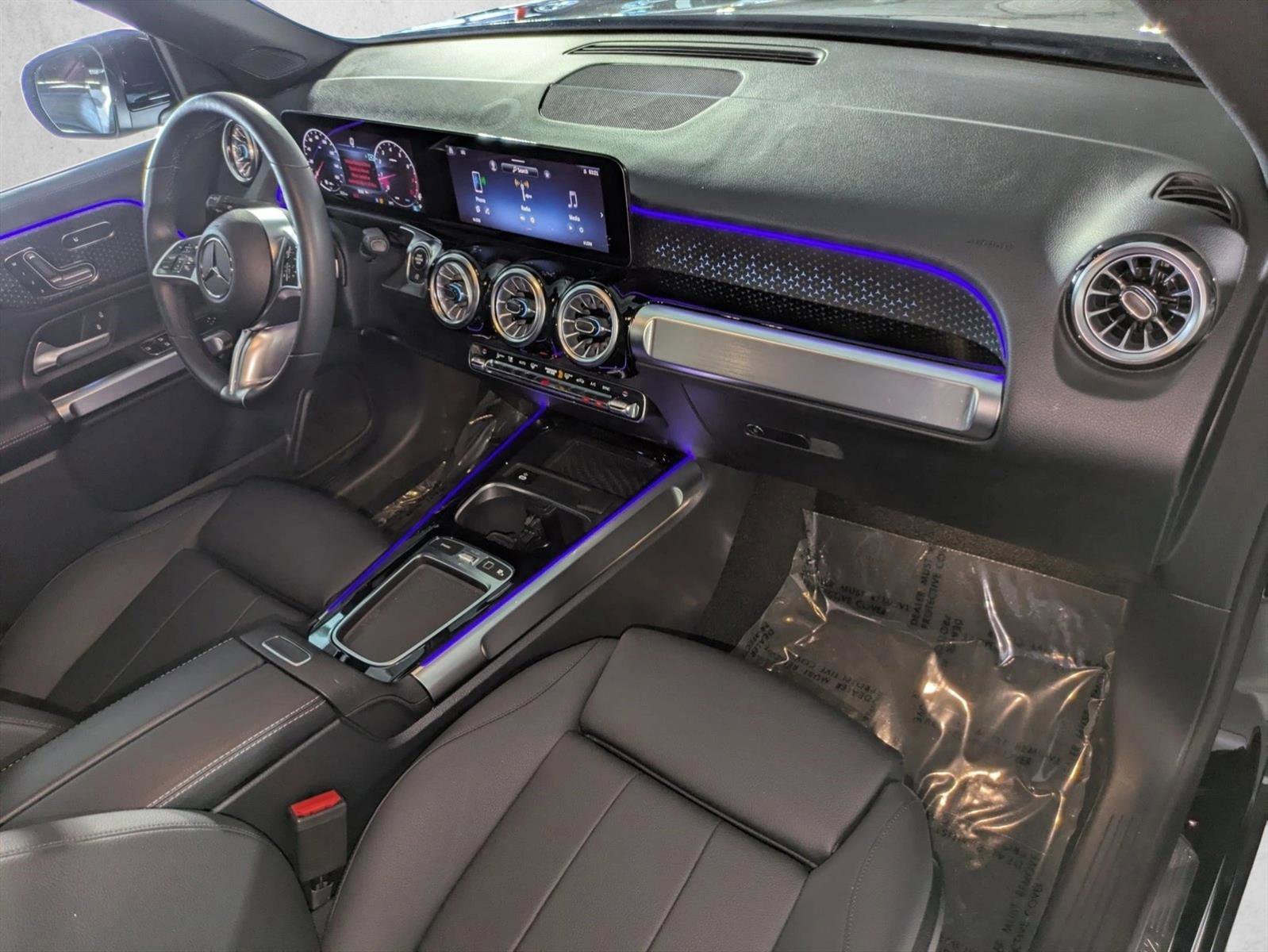 Certified 2025 Mercedes-Benz GLB 250 image 20
