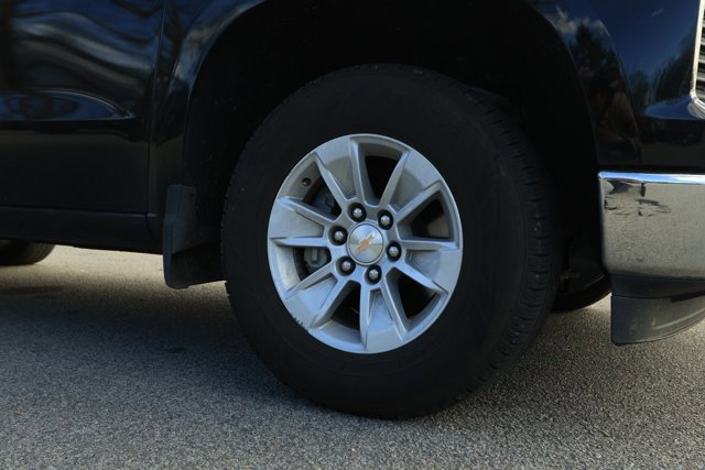 Used 2025 Chevrolet Silverado 1500 LT image 8