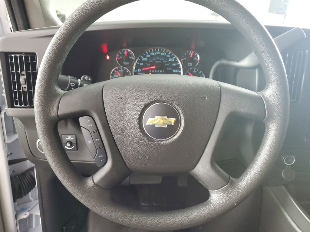 New 2026 Chevrolet Express 2500 w/ Driver Convenience Package RWD image 21