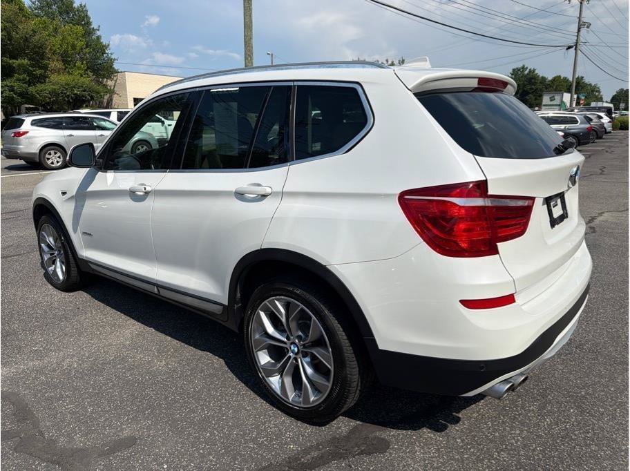 Used 2017 BMW X3 xDrive28i AWD/4WD image 4