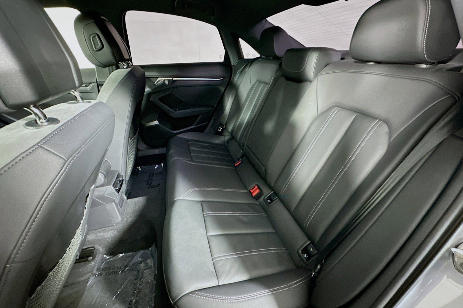 Used 2024 Audi A3 2.0T Premium Plus w/ Premium Plus Package image 9