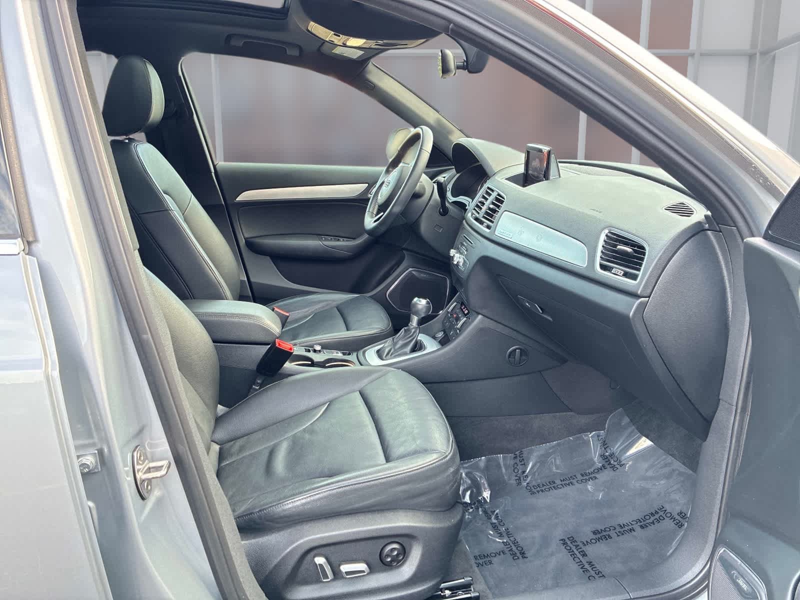 Used 2018 Audi Q3 2.0T Premium Plus w/ Premium Plus Package AWD/4WD image 20