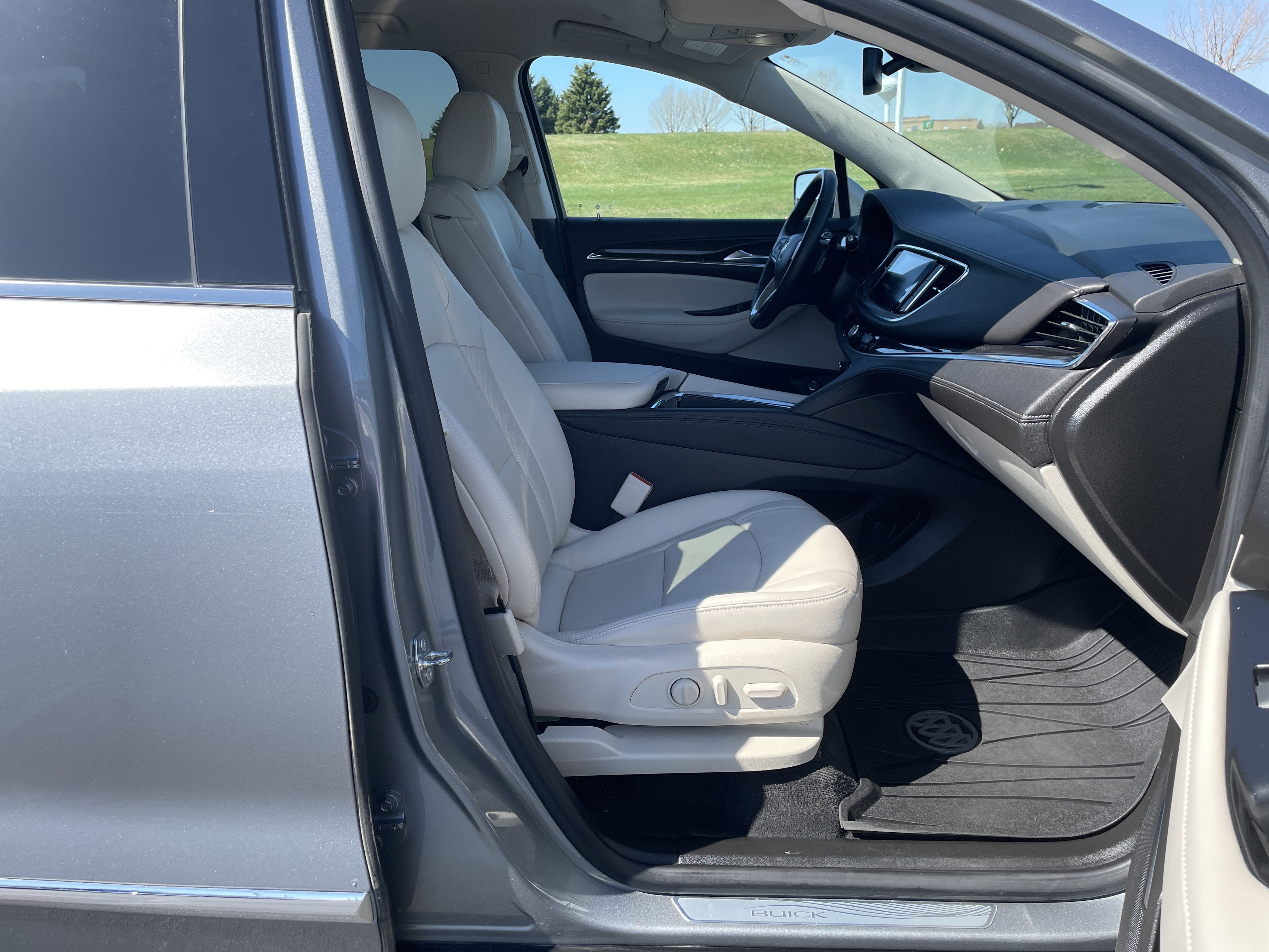 Used 2023 Buick Enclave Essence w/ Trailering Package, 5000 lbs. AWD/4WD image 24