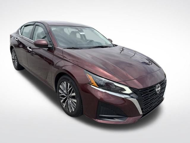 Used 2023 Nissan Altima 2.5 SV FWD image 7