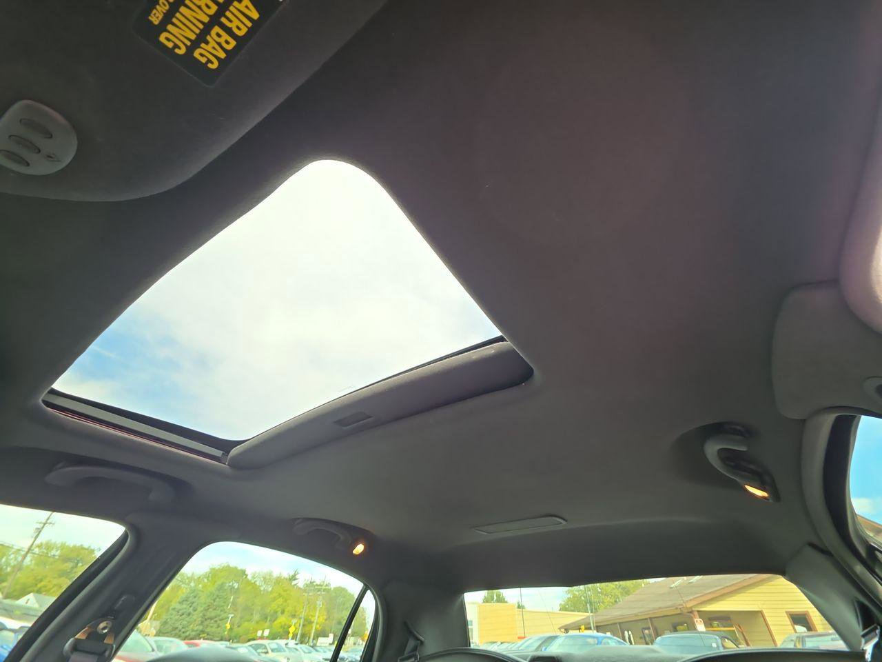 Used 1999 Lincoln Town Car Signature image 23