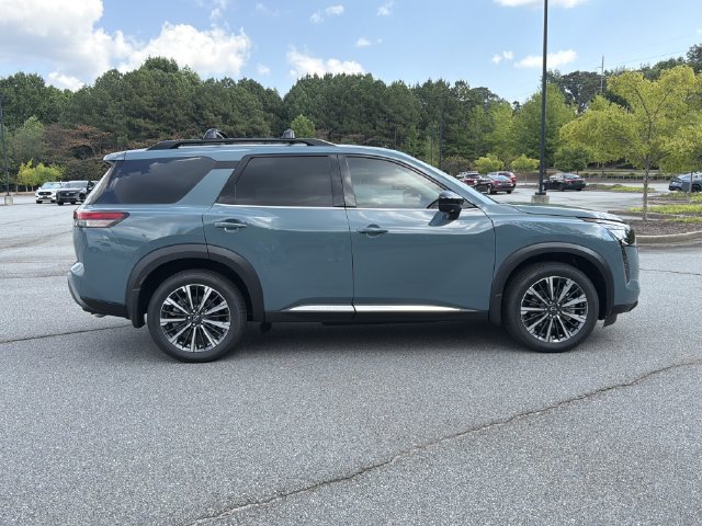 New 2026 Nissan Pathfinder Platinum AWD/4WD image 2