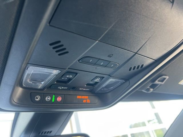 Used 2021 Chevrolet Blazer RS w/ Enhanced Convenience Package image 24