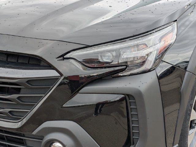 Used 2024 Subaru Outback Limited XT AWD/4WD image 11