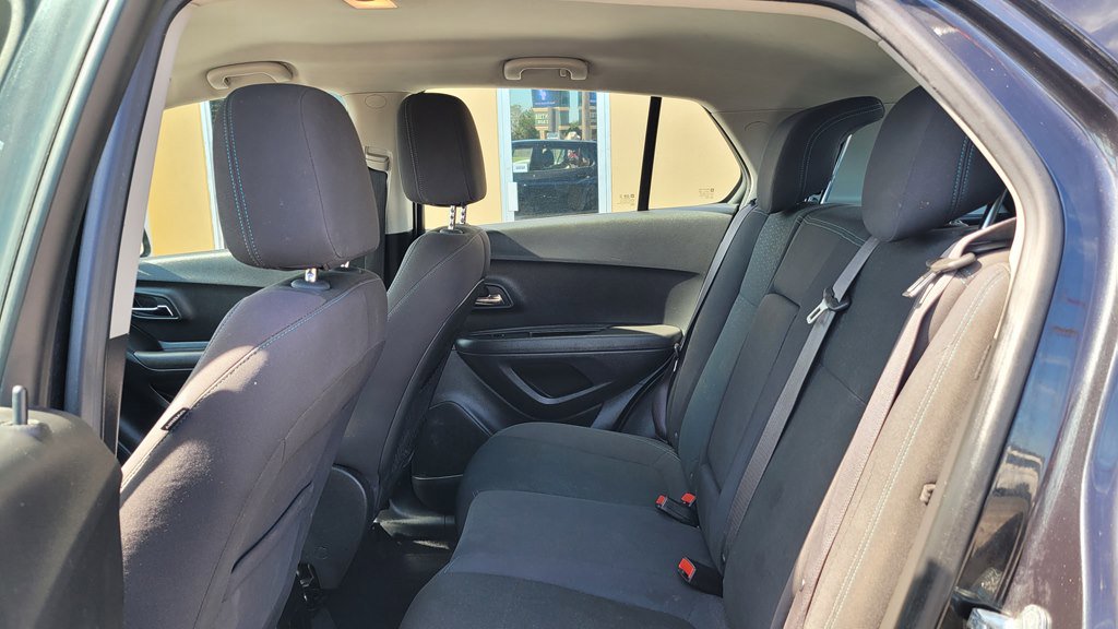 Used 2016 Chevrolet Trax LS image 18
