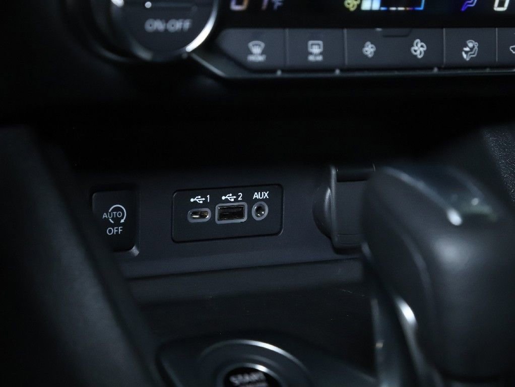 Certified 2024 Nissan Sentra SV w/ All-Weather Package FWD image 29