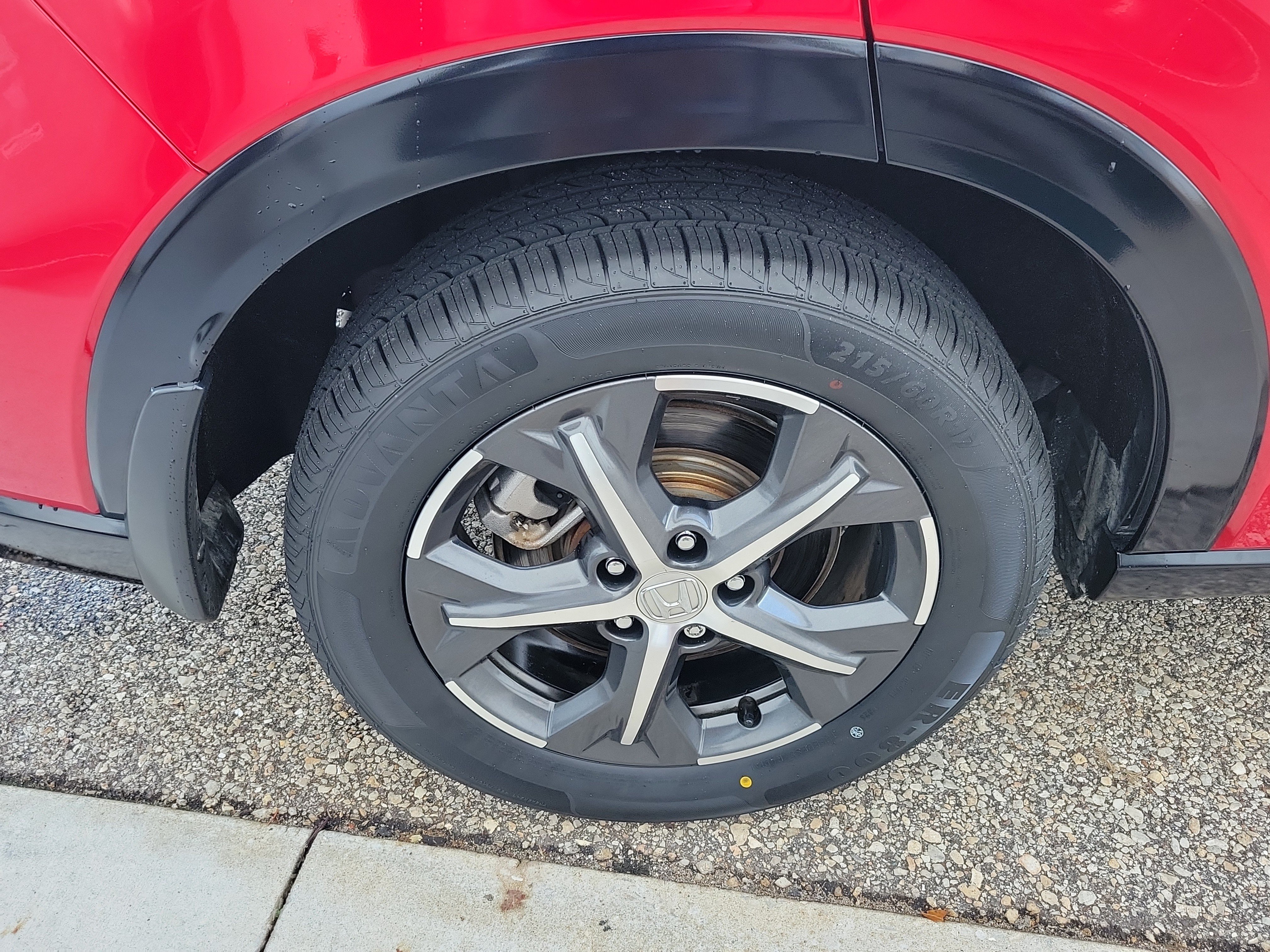 Used 2024 Honda HR-V EX-L image 10
