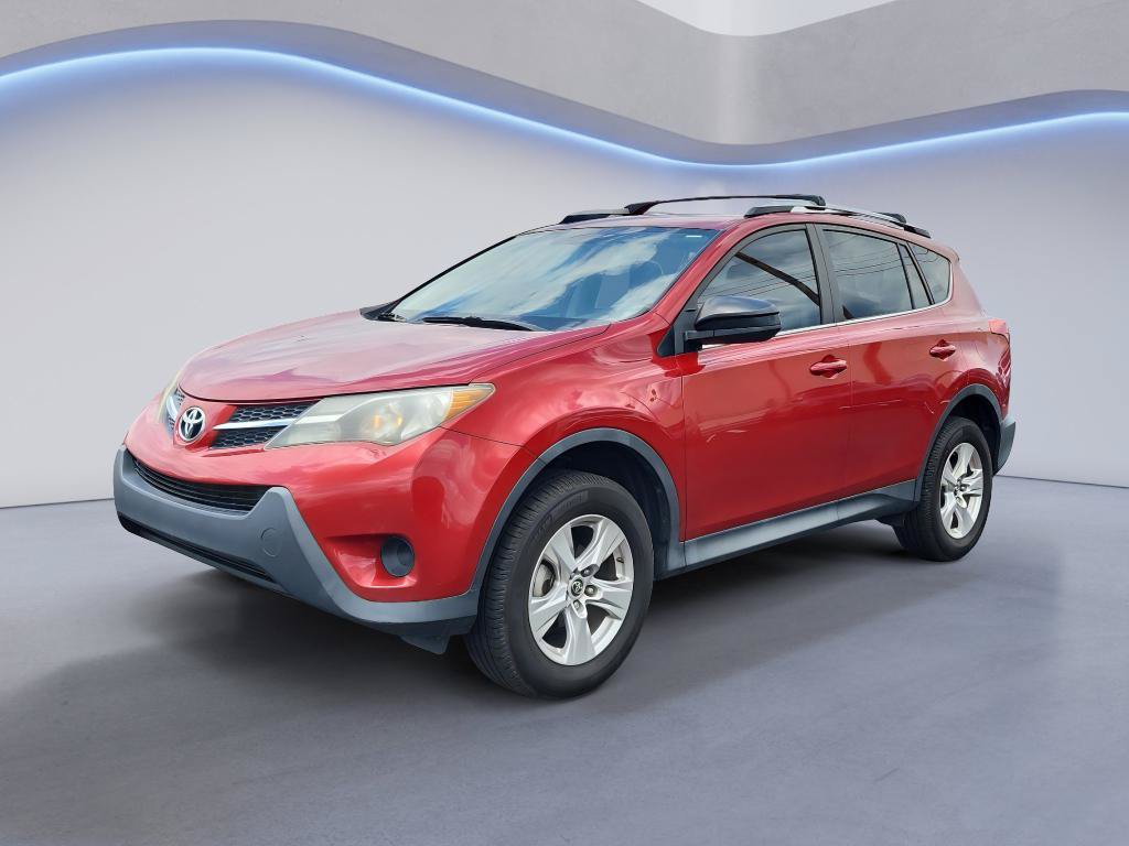 Used 2013 Toyota RAV4 LE FWD image 1
